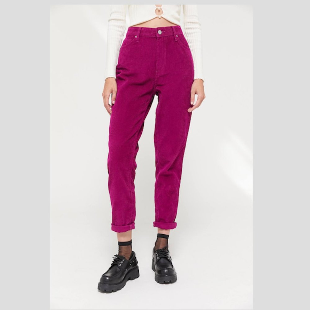 BDG Urban Outfitters High Waisted Mom Pink Corduroy Pants Size 29